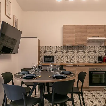 Mba - Petion Splendide パリ