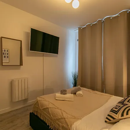 Mba - Petion Splendide パリ