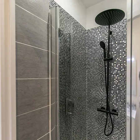 Mba - Petion Splendide アパート