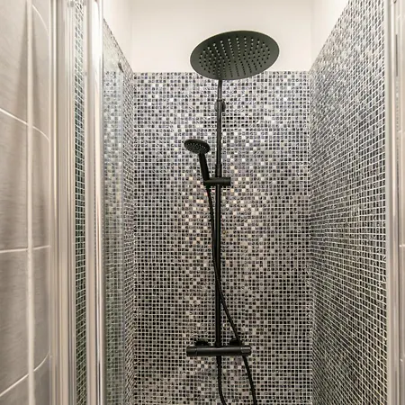 Apartment Mba - Petion Splendide Paris